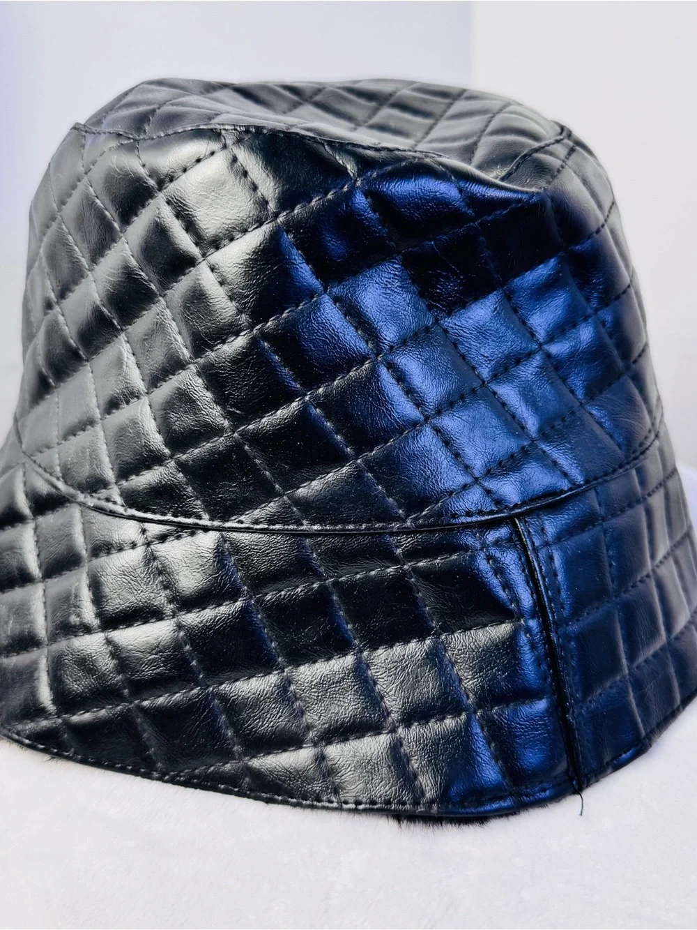 NWOT Nordstrom Rack Reversible Faux Fur Quilted Black Bucket Hat One Size Chic